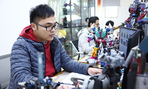 極藝玩具設(shè)計師